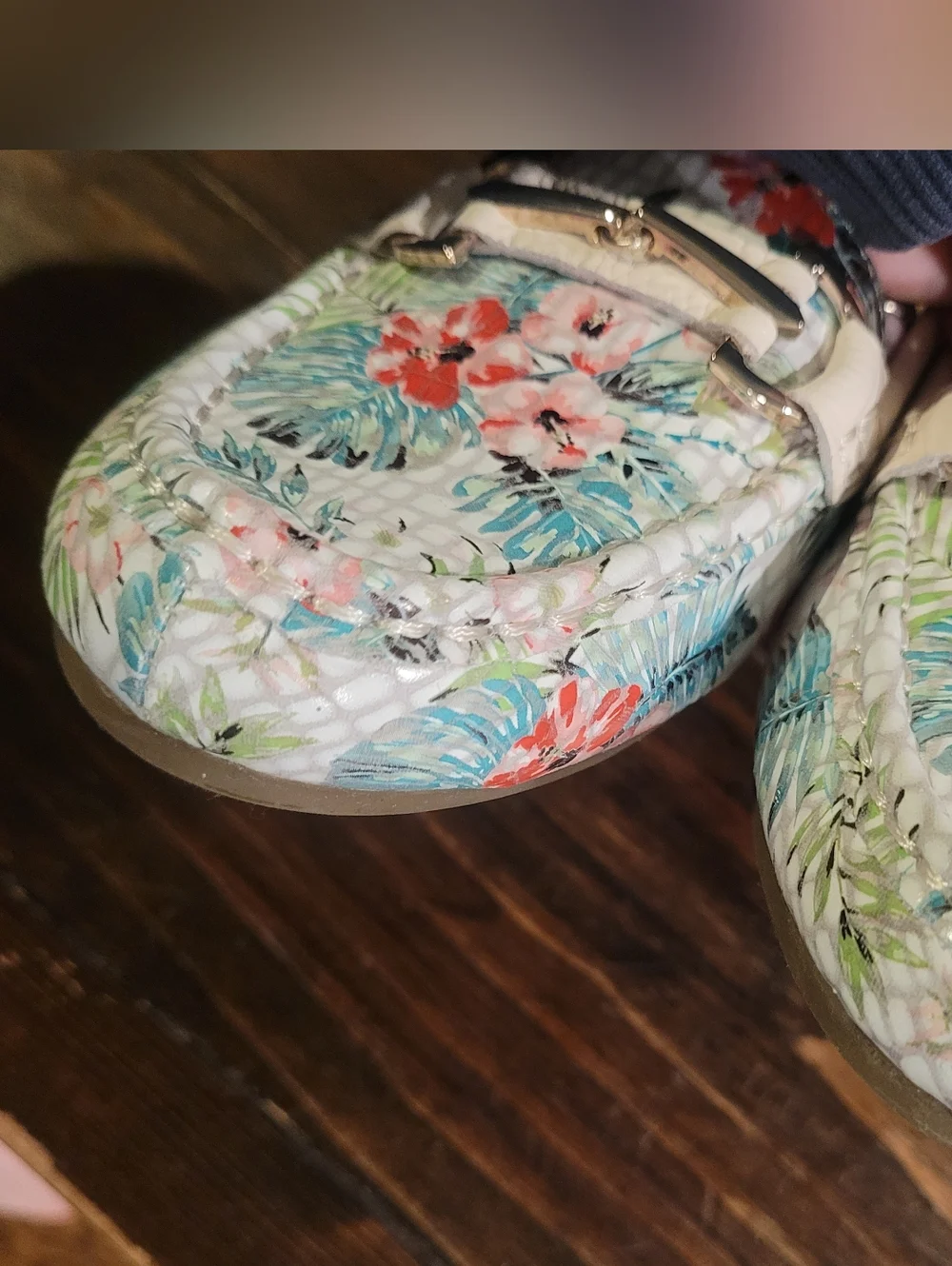 Aerosoles Drive Along Bit Loafer White Cream Gold Pink Green Tropical Floral 7.5 - Picture 7 of 9